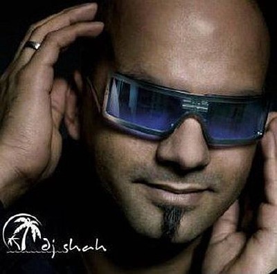 Roger Shah - Music for Balearic People 142 (28-01-2011)